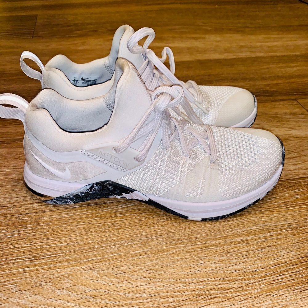 NIKE Women’s Metcon Flyknit 3 Shoes